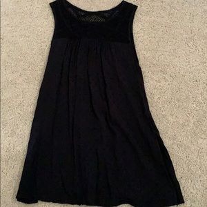 Liz Lange maternity tank top